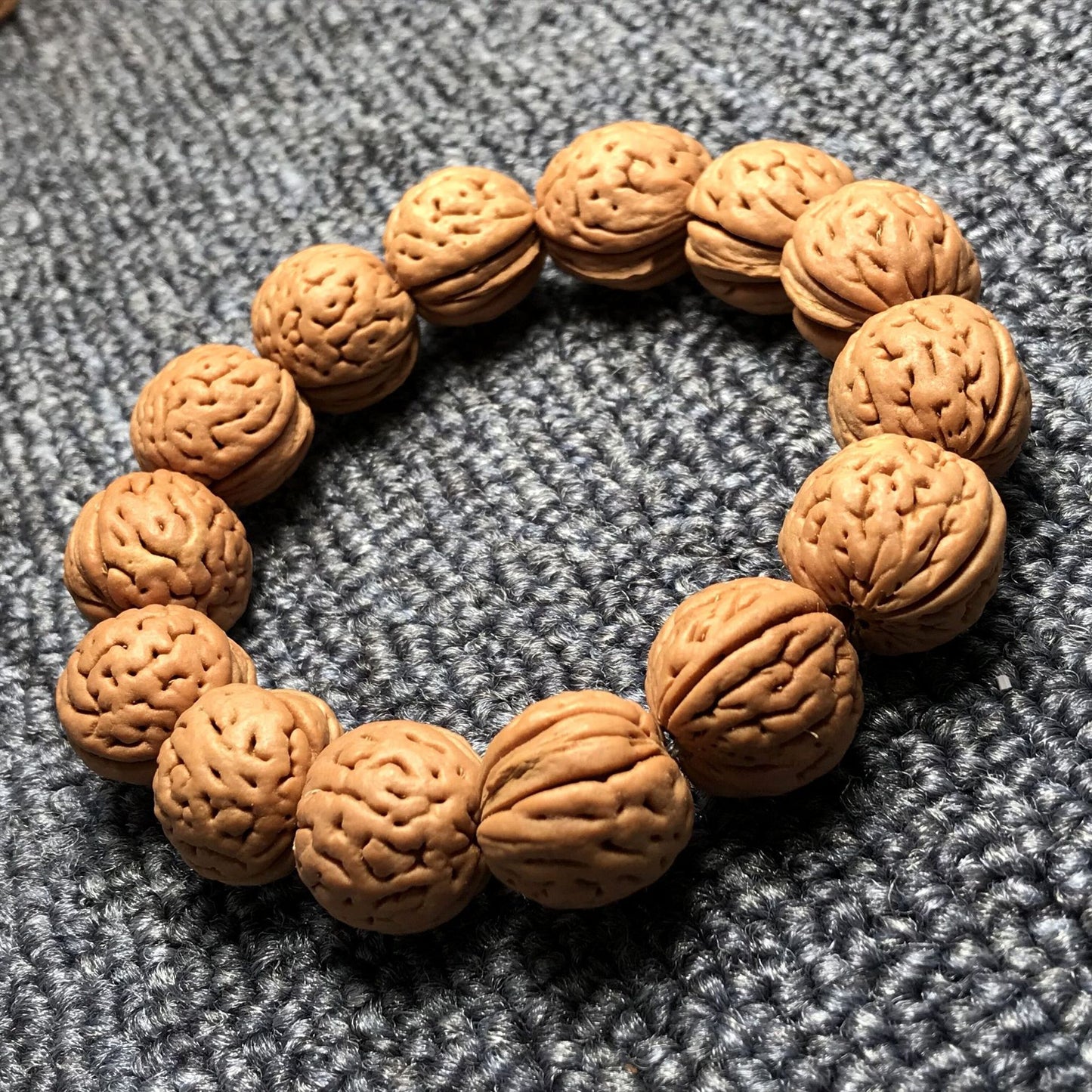 Chinoiserie selected Wenwan walnut bracelet, natural brain pattern walnut bracelet, size 16-20mm