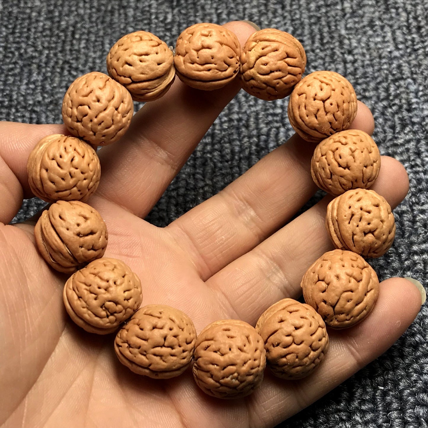 Chinoiserie selected Wenwan walnut bracelet, natural brain pattern walnut bracelet, size 16-20mm