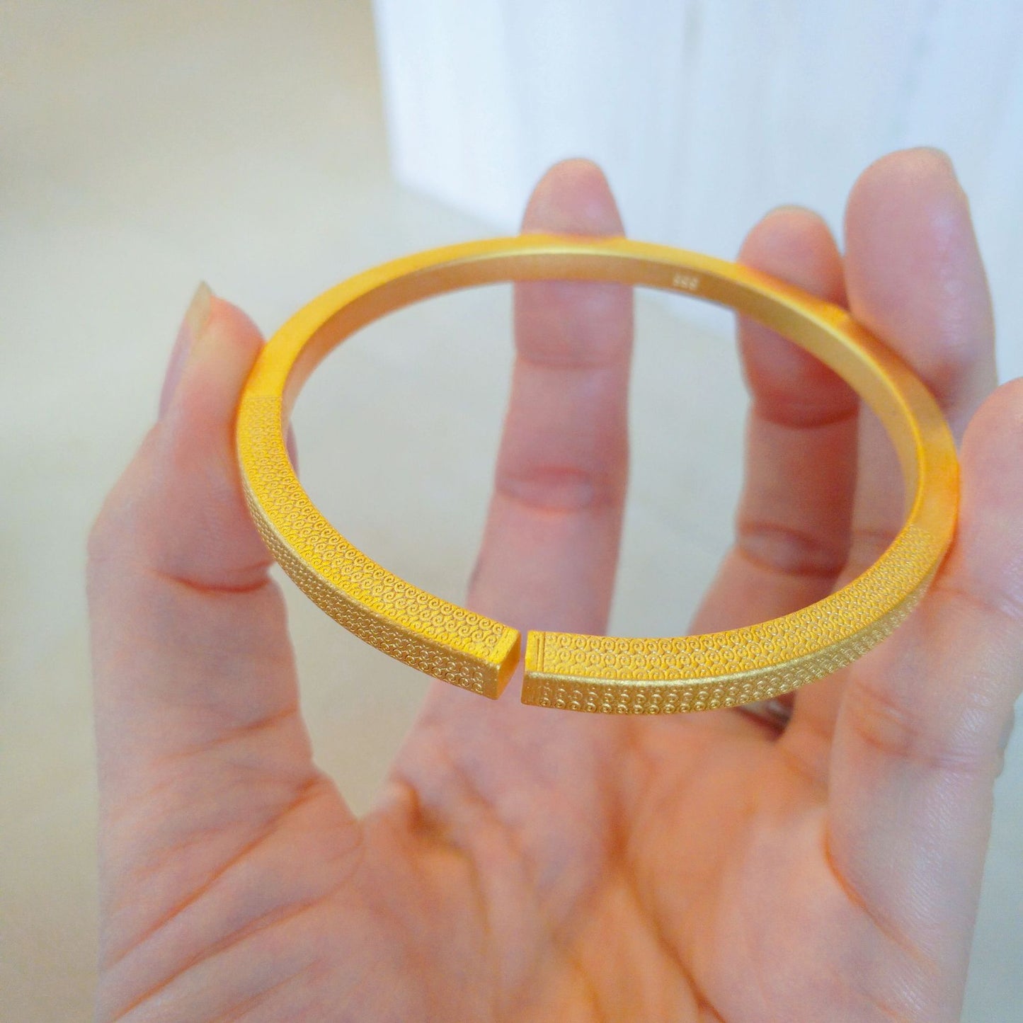 Alluvial gold square and round engraving bracelet, ancient palace solid bracelet