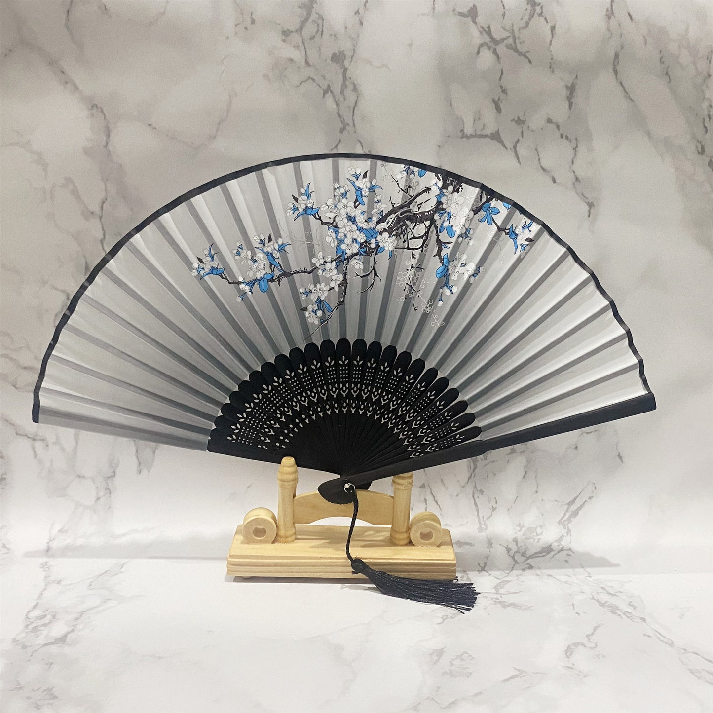 Chinese style classical ladies tassel small folding fan portable folding fan ladies gift small bamboo fan