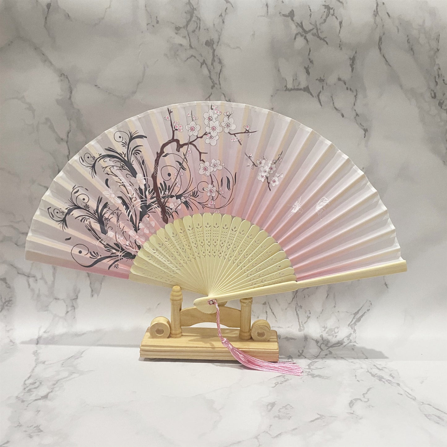 Chinese style classical ladies tassel small folding fan portable folding fan ladies gift small bamboo fan