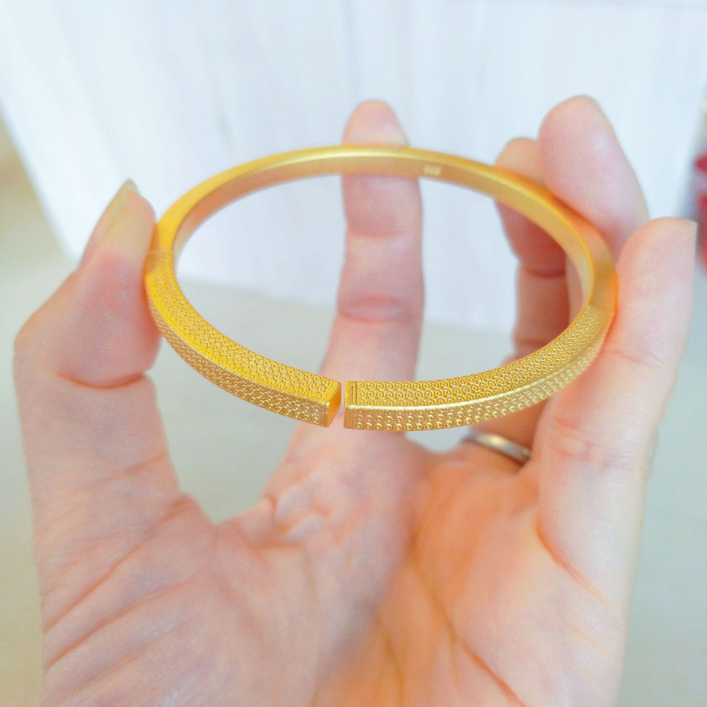 Alluvial gold square and round engraving bracelet, ancient palace solid bracelet