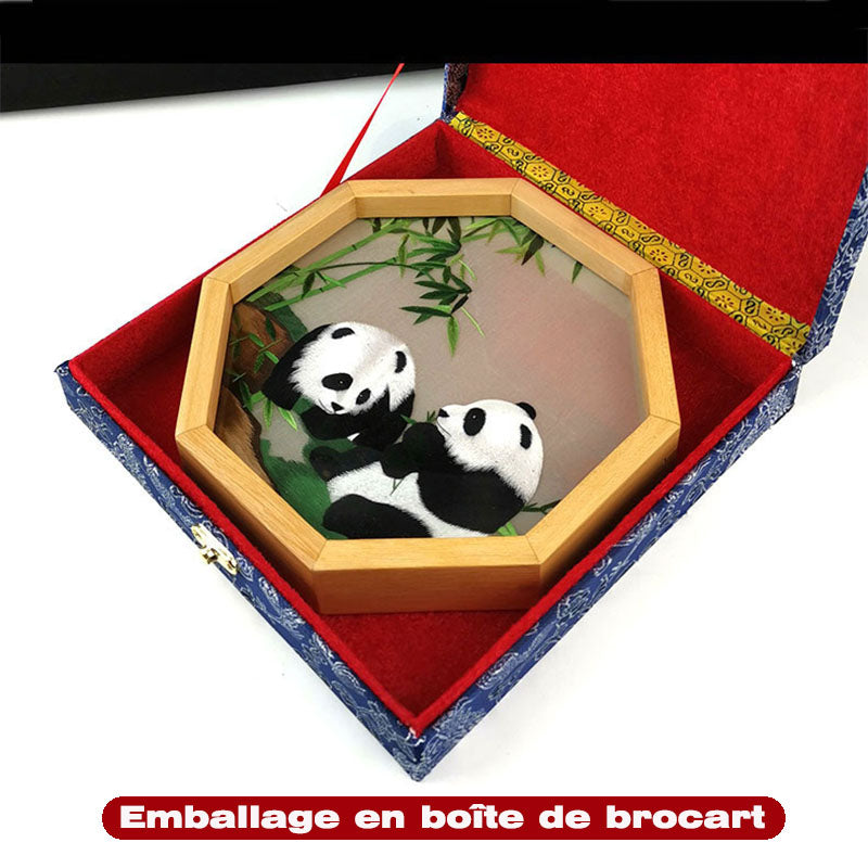 Chinese Su embroidery ornaments, panda pattern embroidery crafts, pure handmade embroidery ornaments, high-end gifts with gift boxes