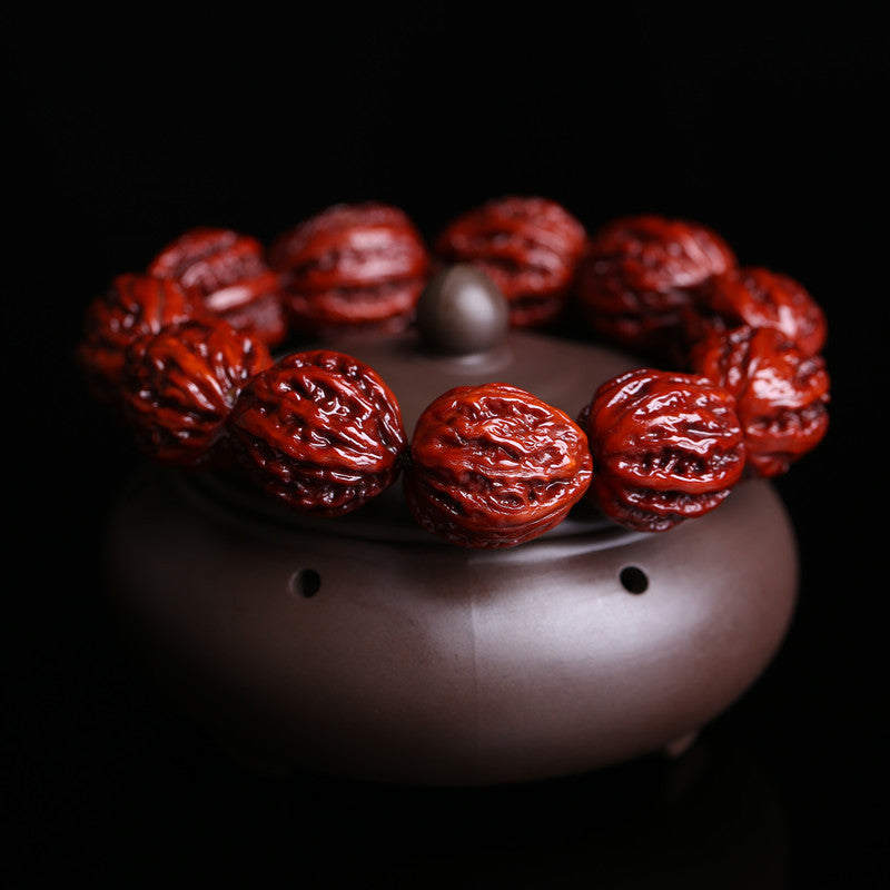 Chinoiserie patinated Wenwan walnut bracelet, natural walnut string bracelet, size about 20mm